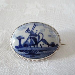 Vintage 835 GBS Silver Blue White Delft Pin Brooch